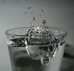 248px-2006-02-13_Drop-impact