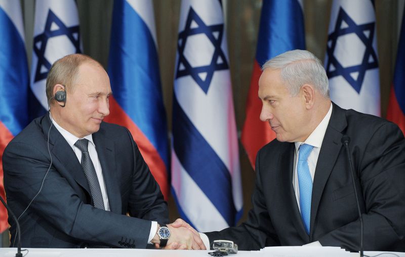 putin-netanyahu-handshake